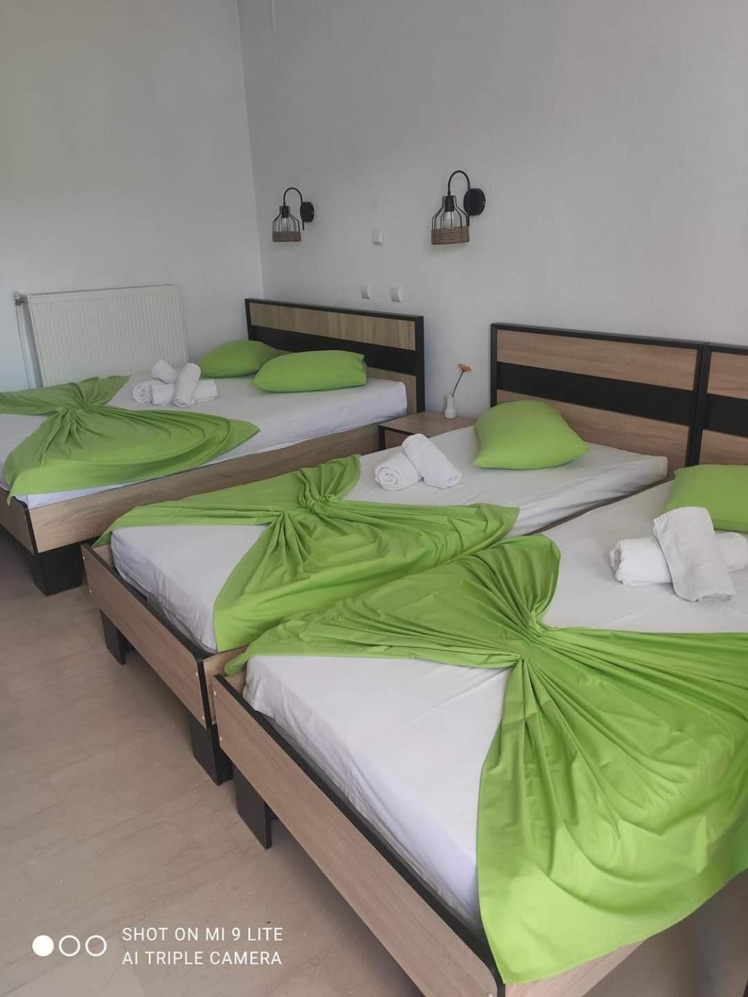 Guesthouse Zografia Vrasná Dış mekan fotoğraf