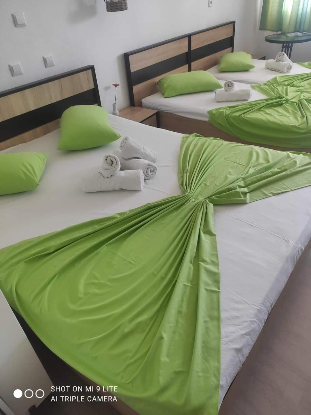 Guesthouse Zografia Vrasná Dış mekan fotoğraf