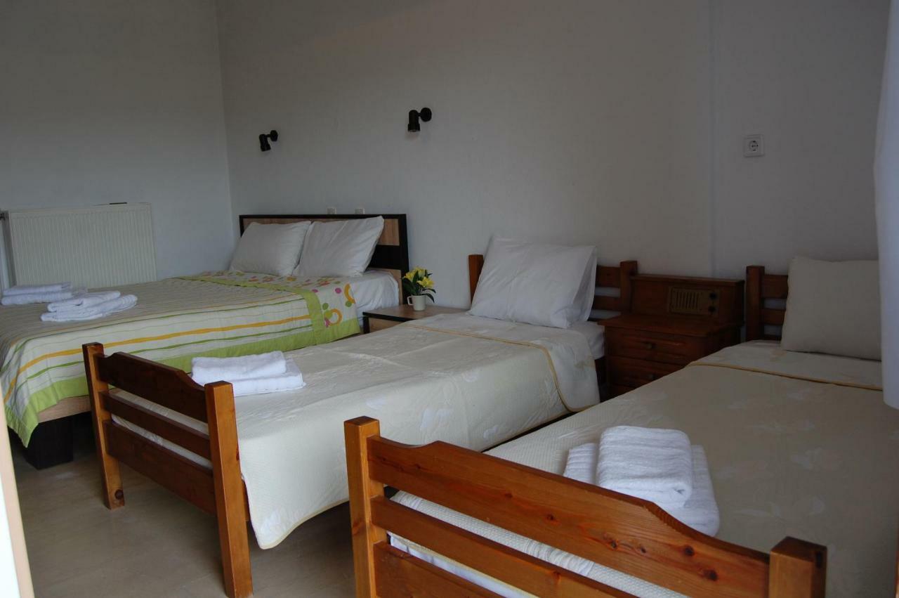 Guesthouse Zografia Vrasná Dış mekan fotoğraf