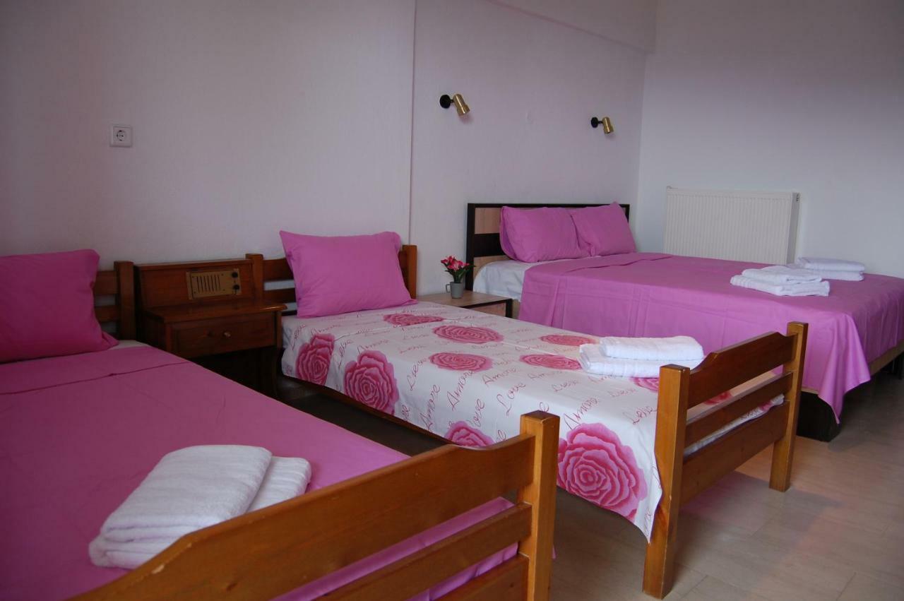 Guesthouse Zografia Vrasná Dış mekan fotoğraf